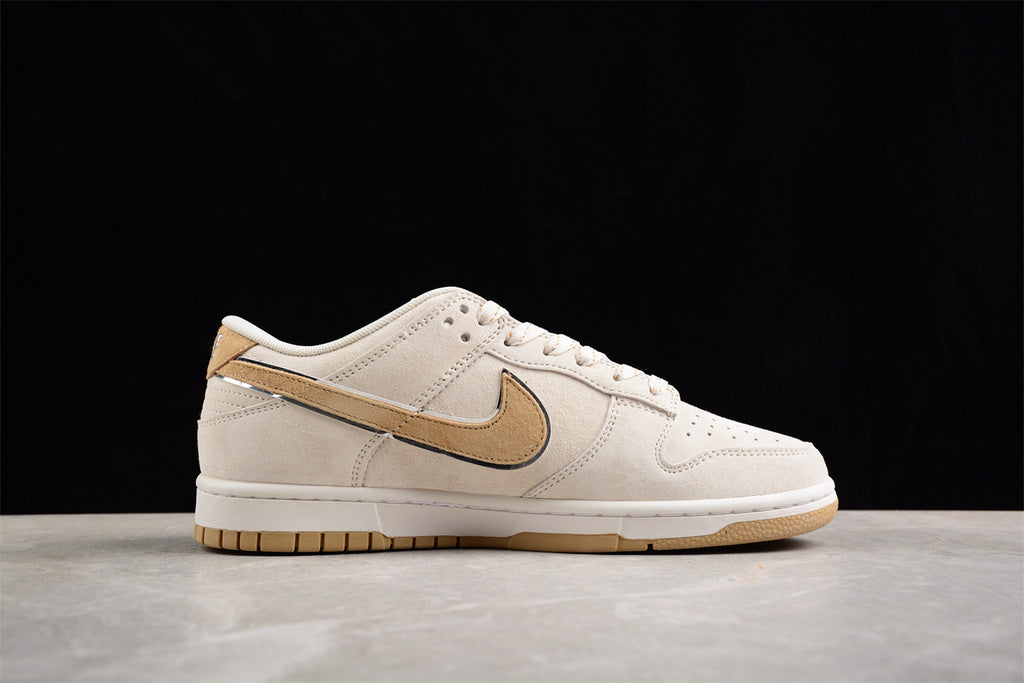 Nike SB Dunk Low Otomo Katsuhiro x Steamboy OST CV1026-052