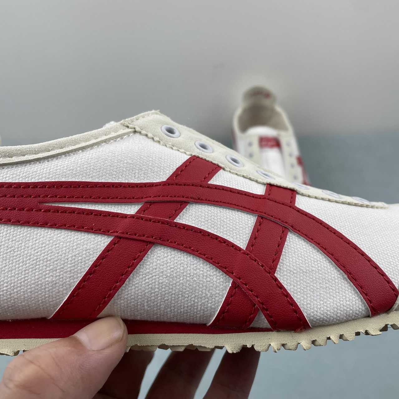 Onitsuka Tiger Mexico 66 White Burgundy