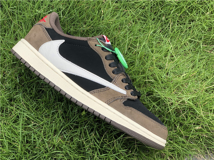 Jordan 1 Retro Low OG SP Travis Scott Dark Mocha CQ4277-001