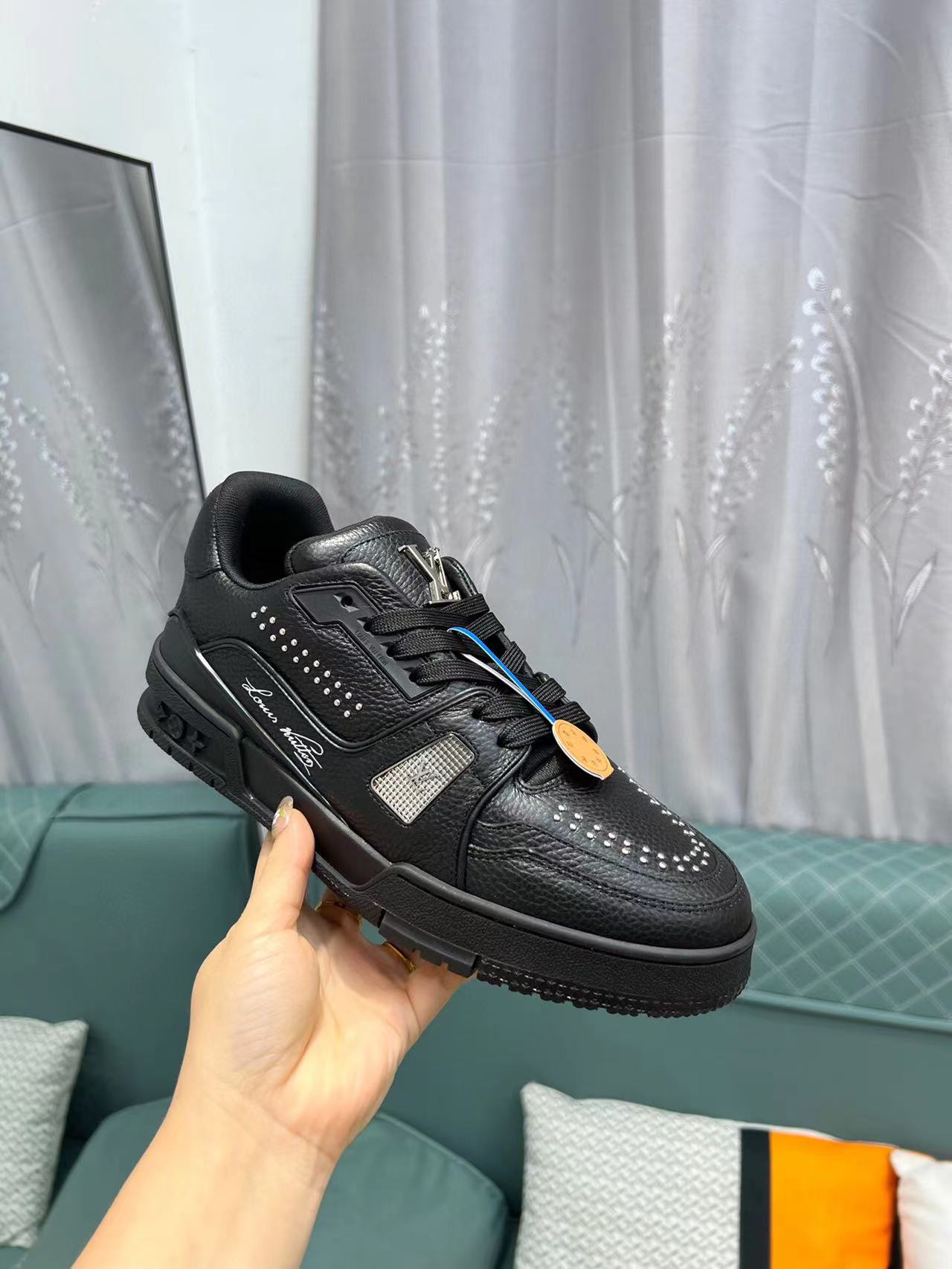 Louis Vuitton LV Trainer Black