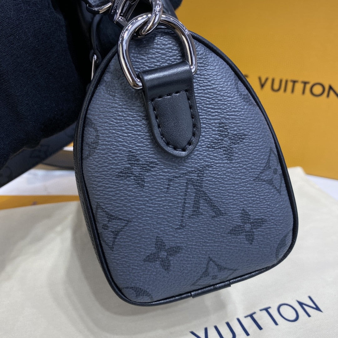 Lv Keepall XS Black