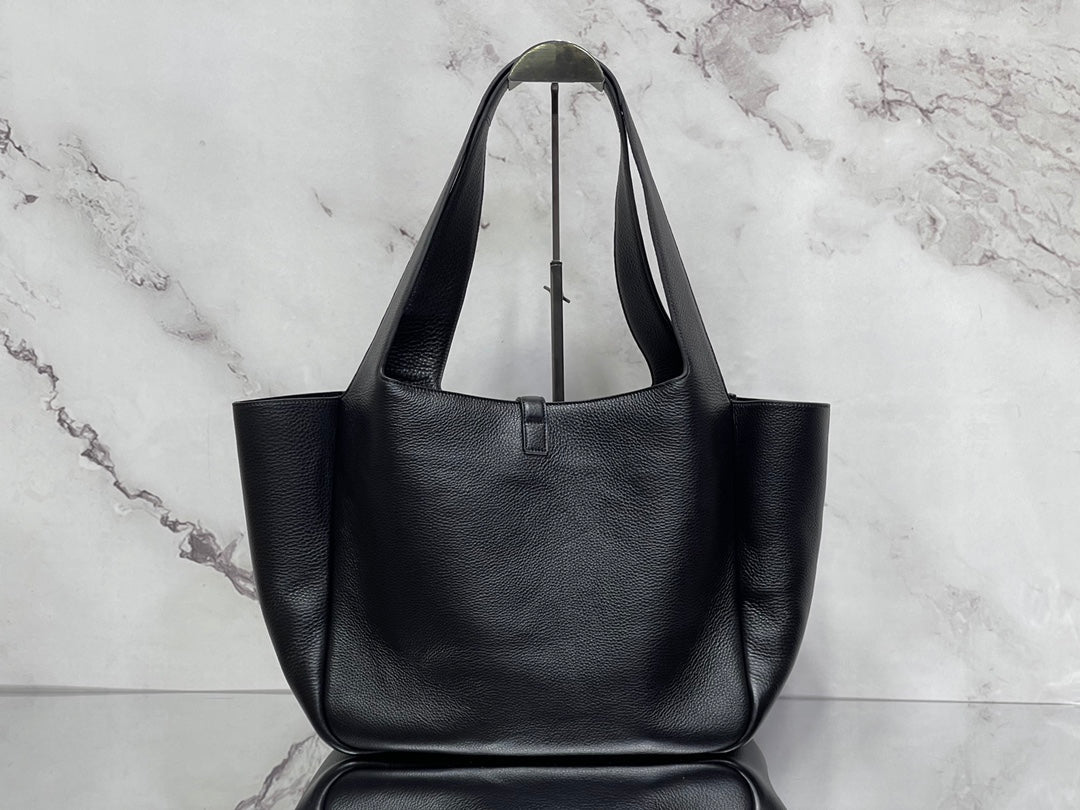 Bolsa Saint Laurent Le 5 à 7 Bea Leather Shoulder