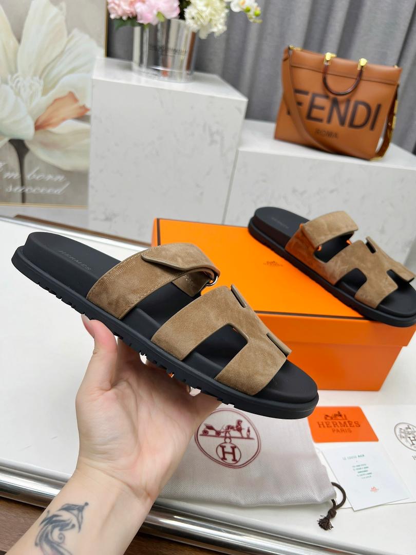 Hermes Chypre Sandal Beige Calfskin Leather