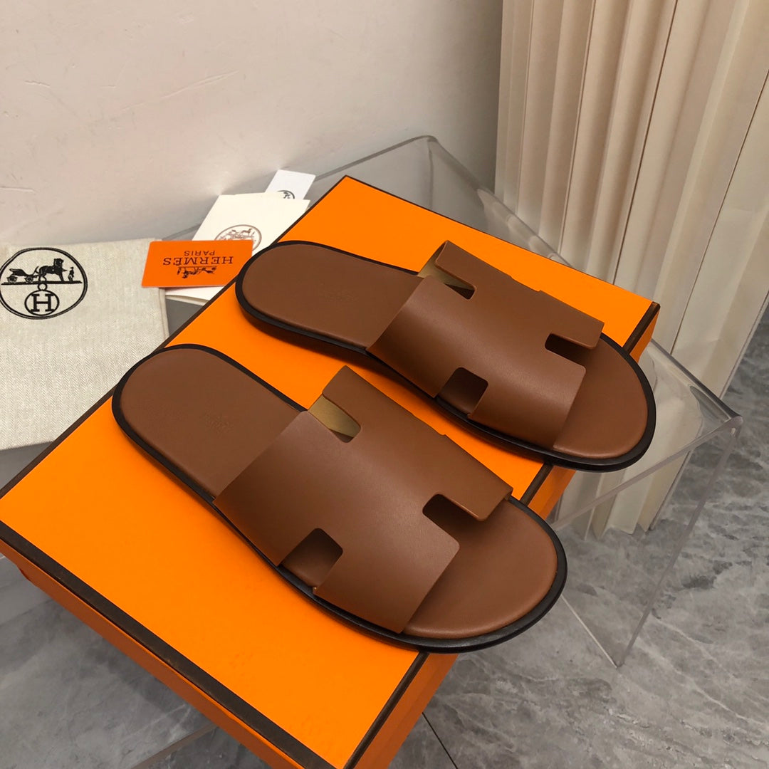 Hermes Izmir Sandal Gold Smooth Calfskin Leather (Pronta entrega)