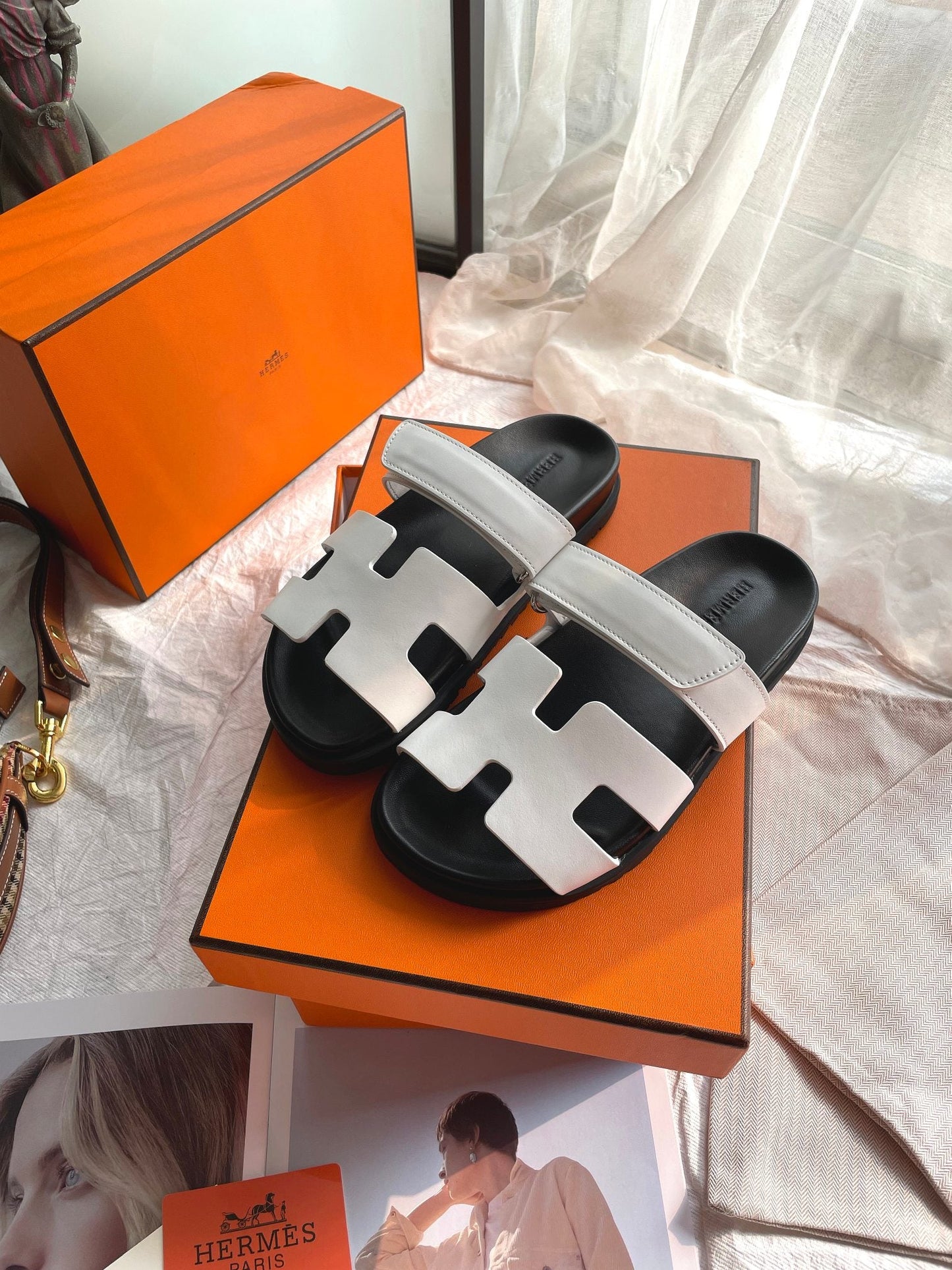 Hermes Chypre Sandal Blanc Epsom Leather (Pronta entrega)