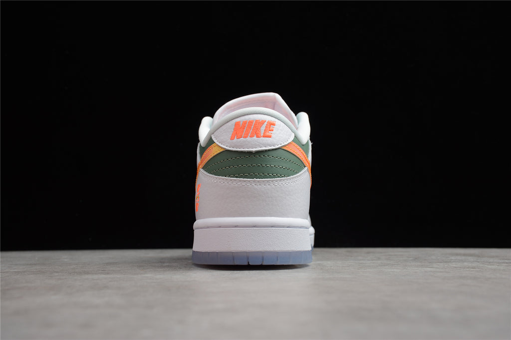 Nike Dunk Low SE NY vs. NY DN2489-300