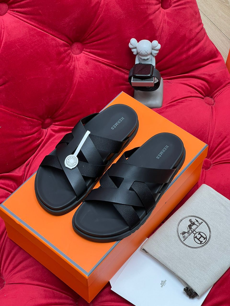 Izmir sandal Hermès Saudi Arabia