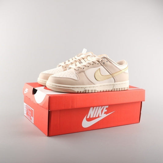 Nike Dunk Low Phantom Metallic Gold DX5930-001