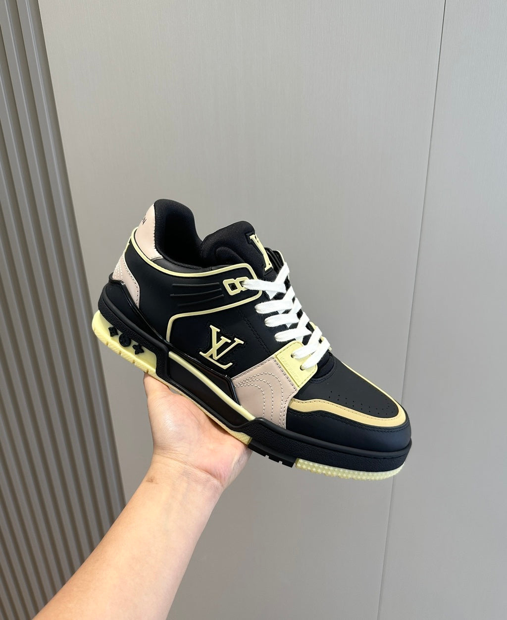 LOUIS VUITTON TRAINER WHITE/BLACK/YELLOW