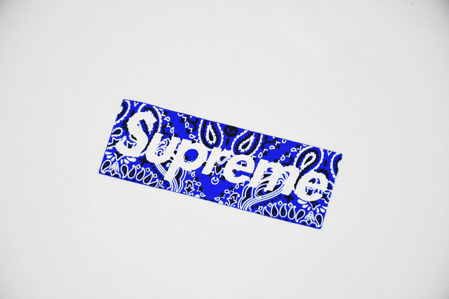 Camiseta Supreme Bandana Box