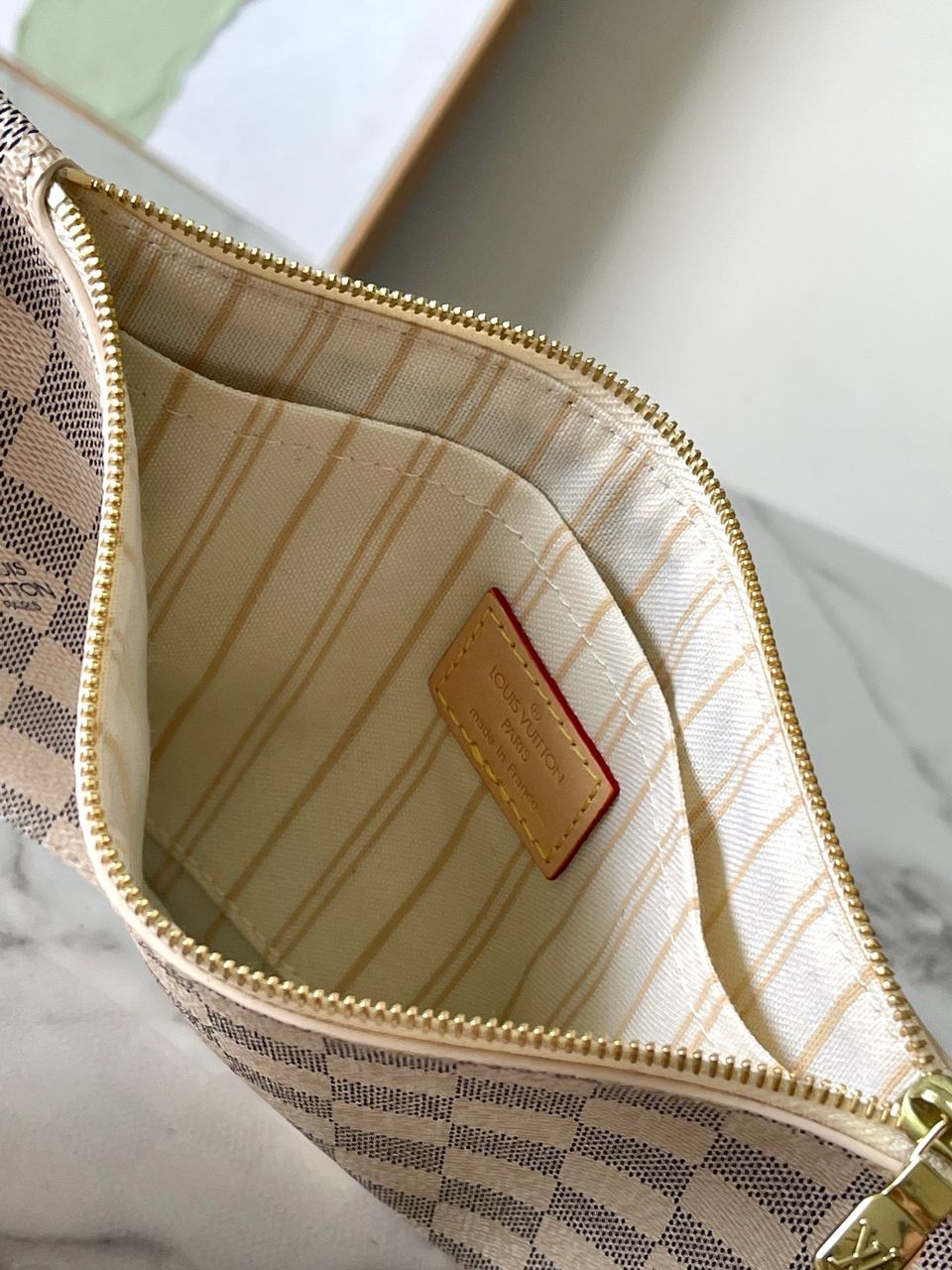 Neverfull Damier Azur PM Beige Lining