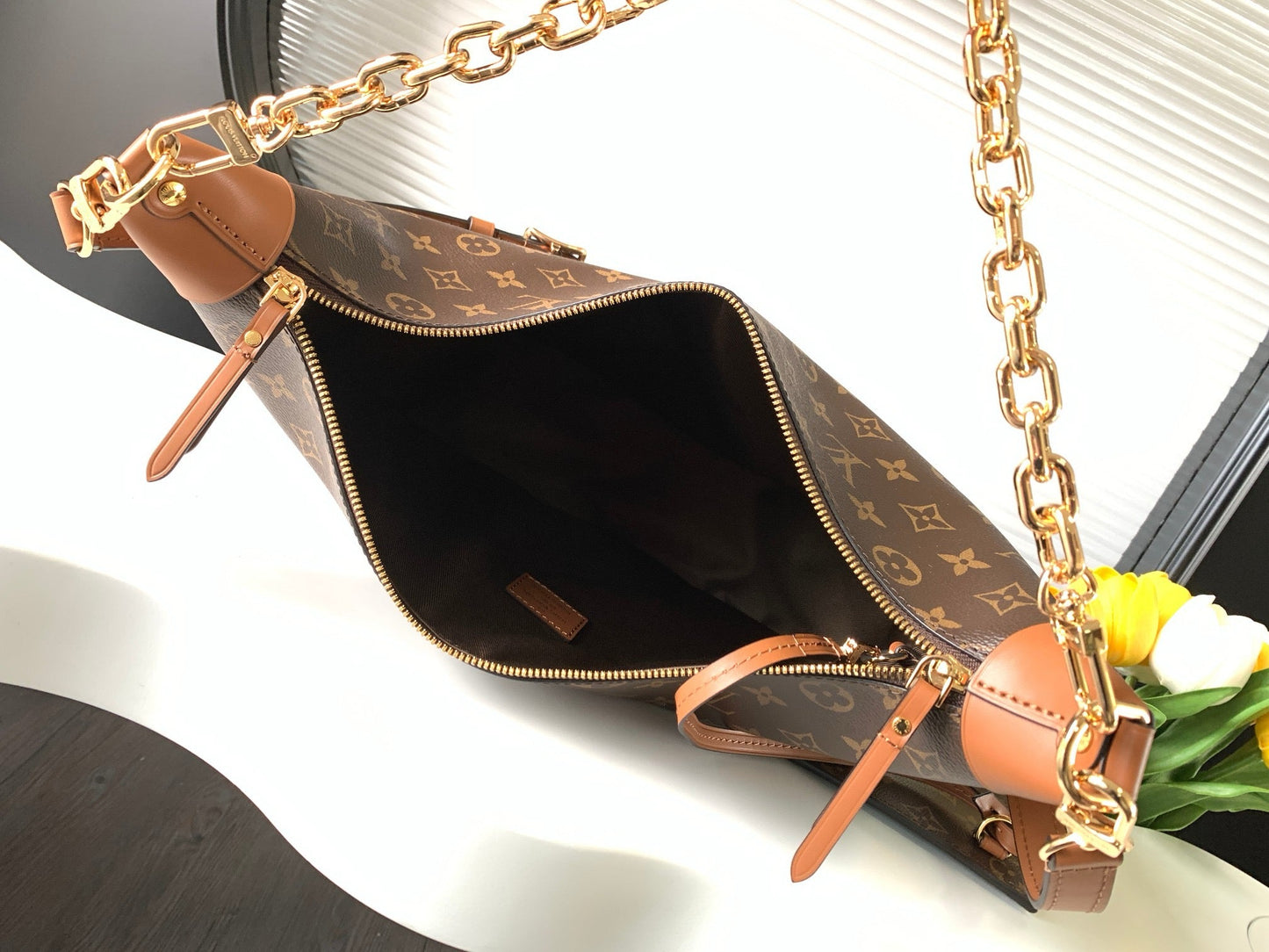 Bolsa Hobo Loop Monogram Louis Vuitton