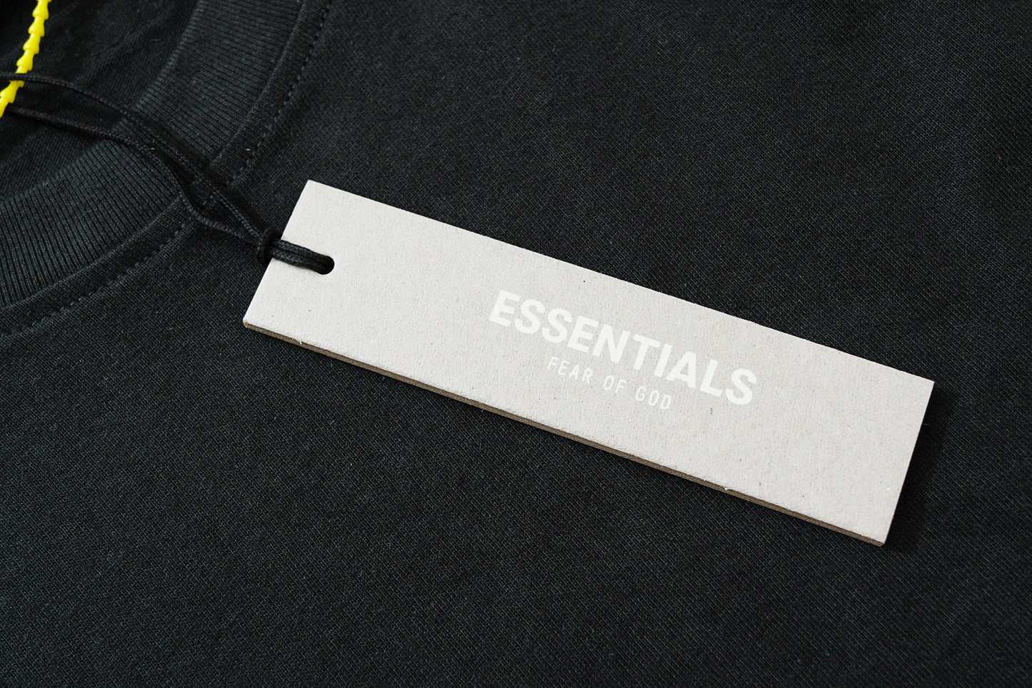 Camiseta Fear Of God Essentials