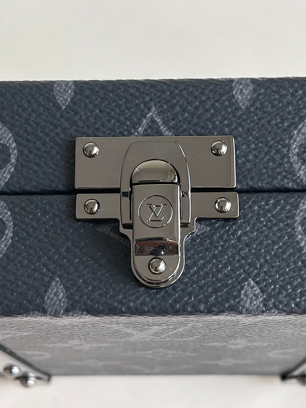 Lv Trunk Wallet Black