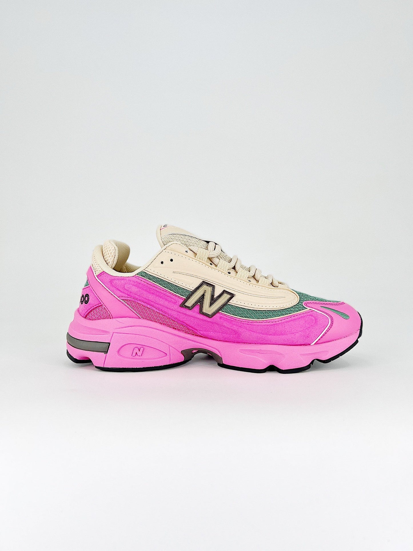 New Balance 1000 Tan Pink Green