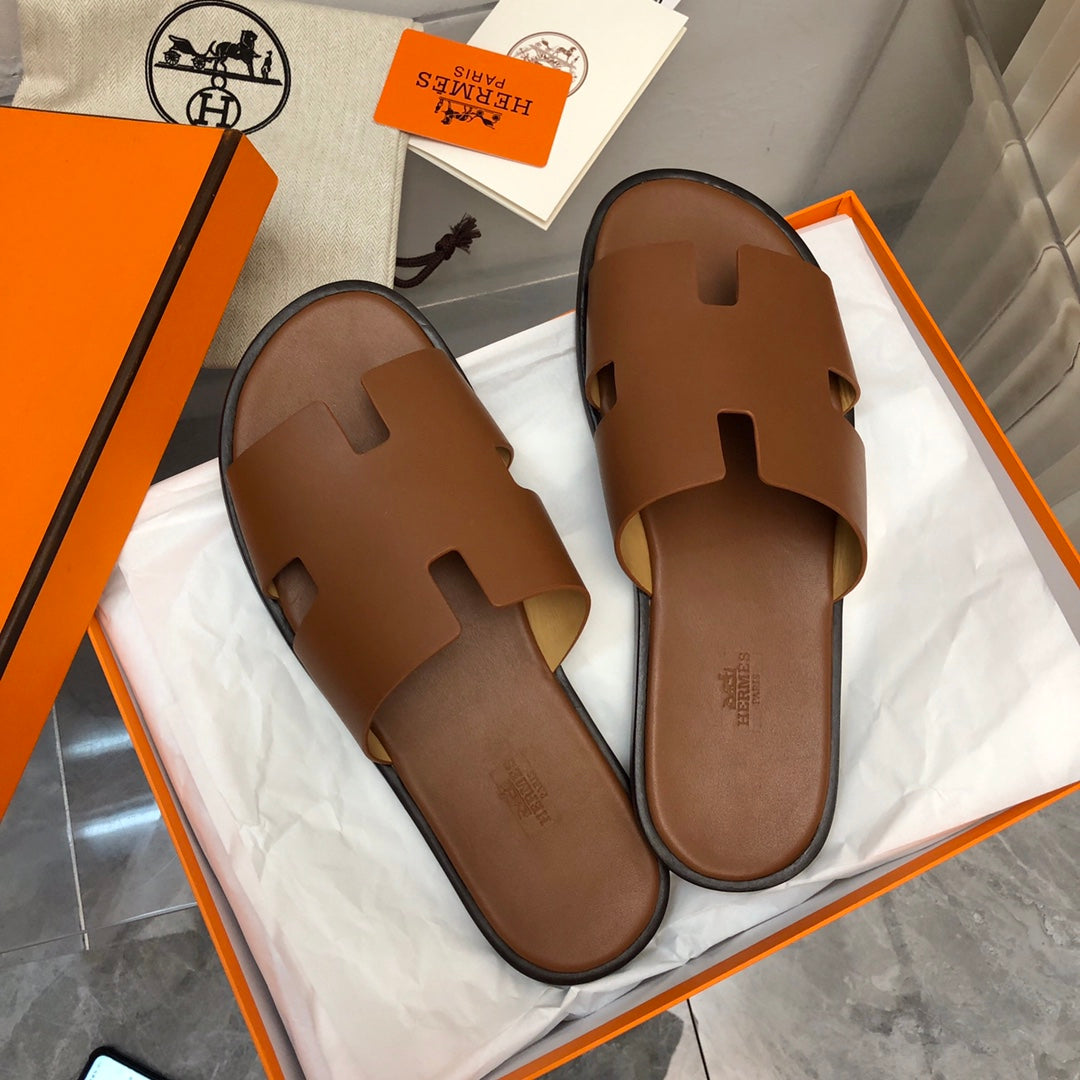 Hermes Izmir Sandal Gold Smooth Calfskin Leather (Pronta entrega)