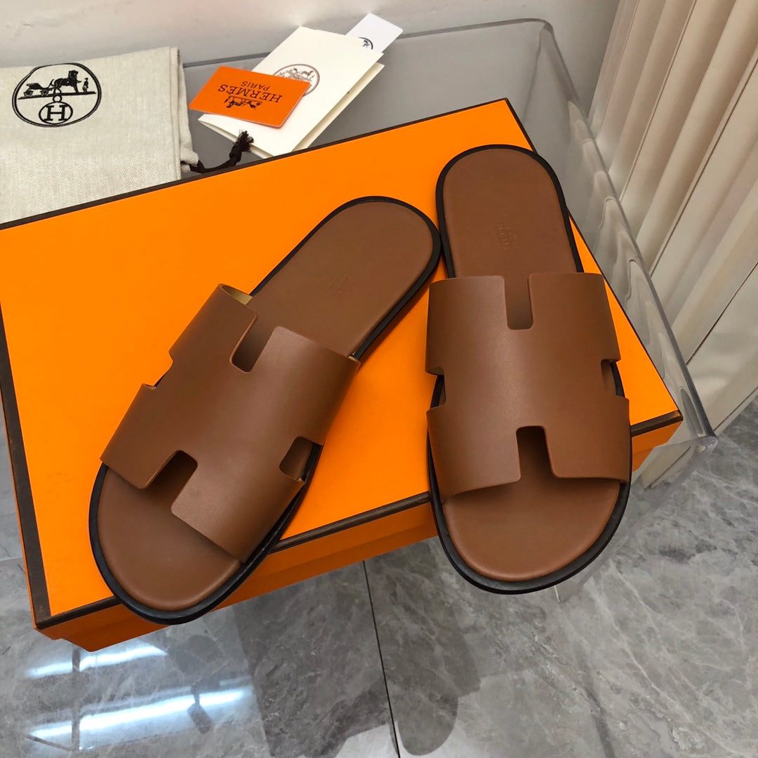 Hermes Izmir Sandal Gold Smooth Calfskin Leather (Pronta entrega)