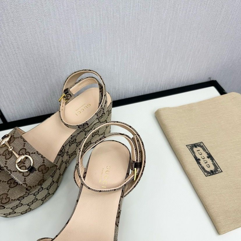 Gucci Sandal Flat platform 75mm