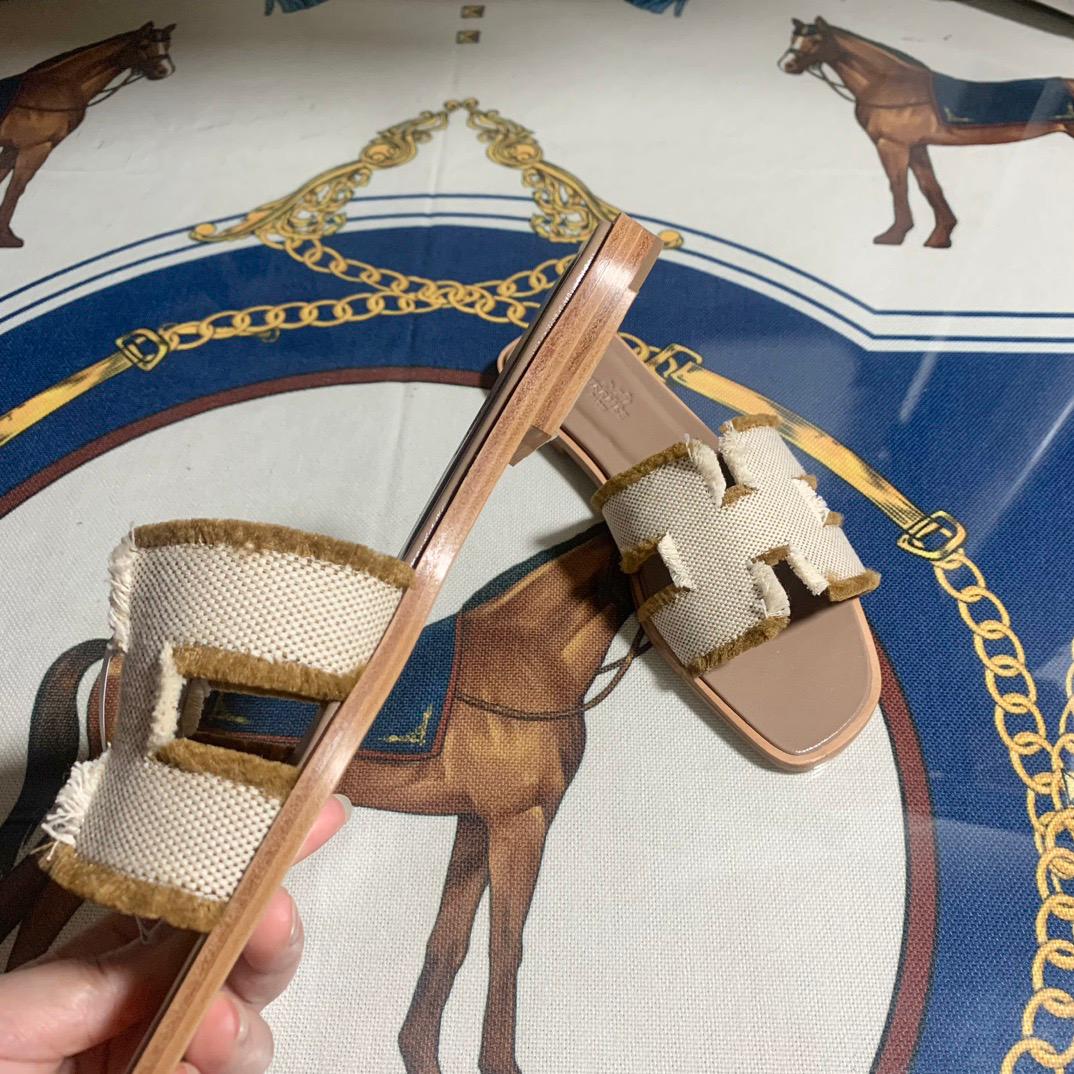 Hermes Oran Sandal beige Calfskin Leather