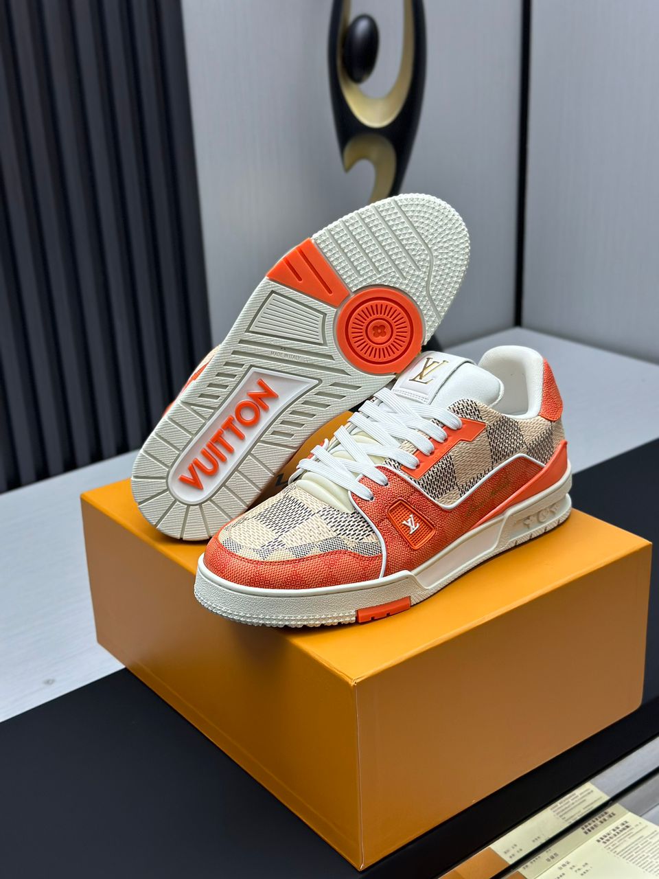 Lv Trainer Damier White Orange