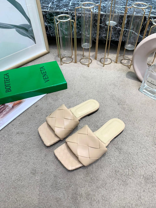 Sandália Bottega Veneta Plana Lido Bandage