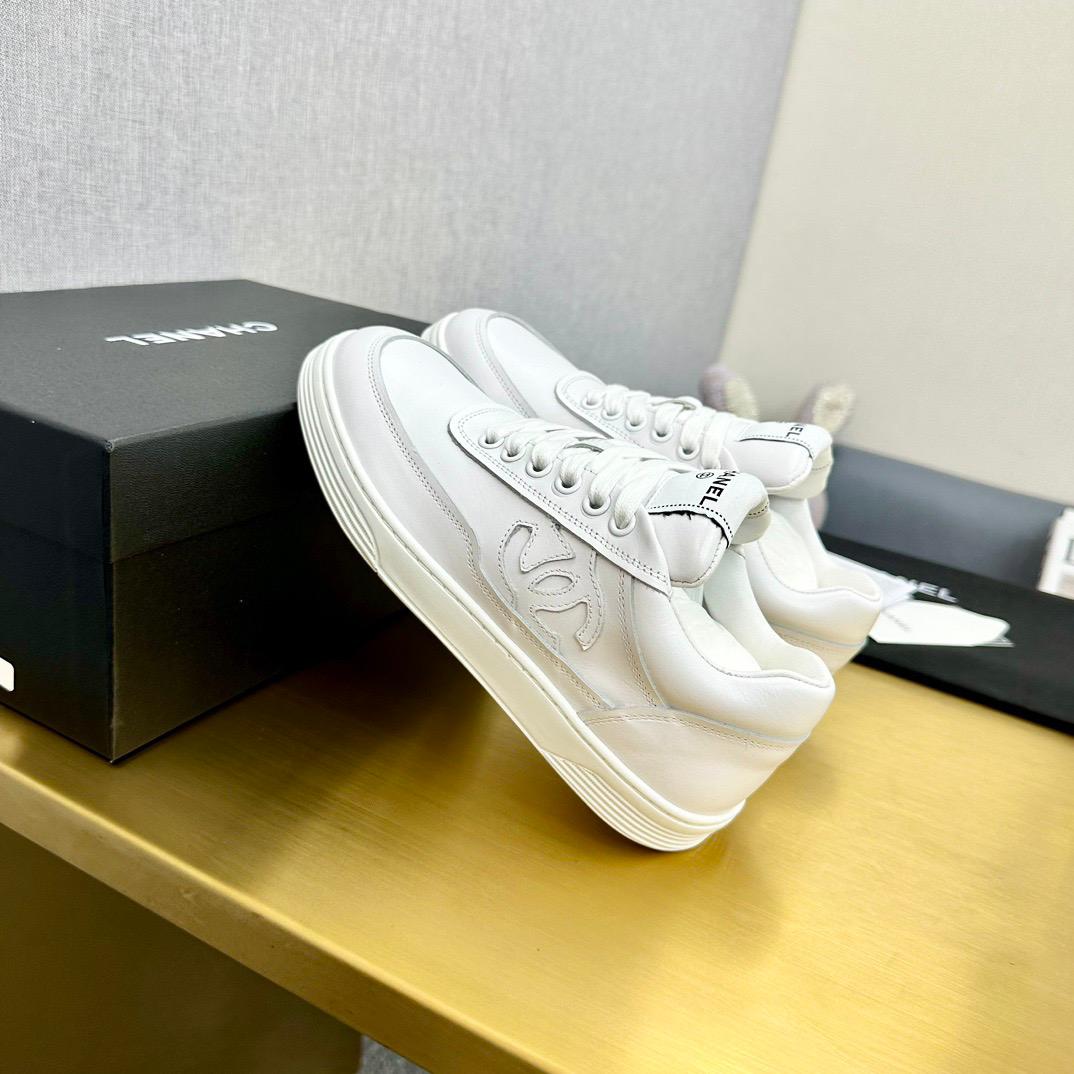 Chanel CC Logo White