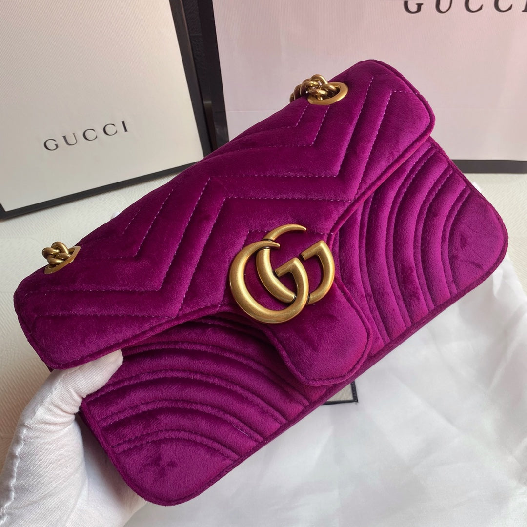 Gucci GG Marmont Fuchsia Velvet