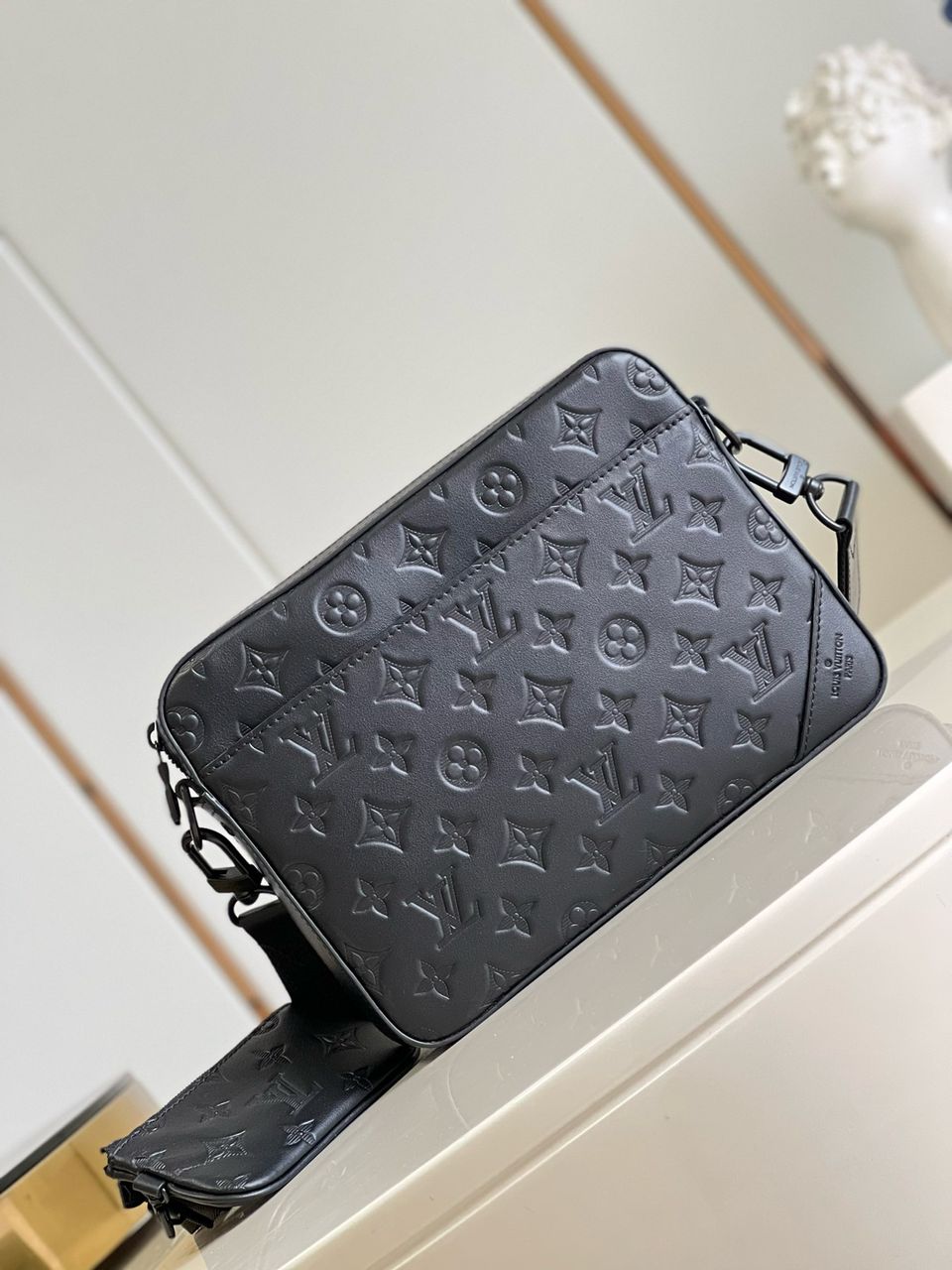 Lv Duo Messenger Black