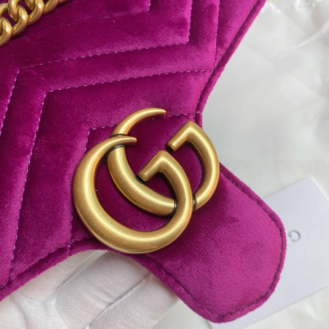 Gucci GG Marmont Fuchsia Velvet