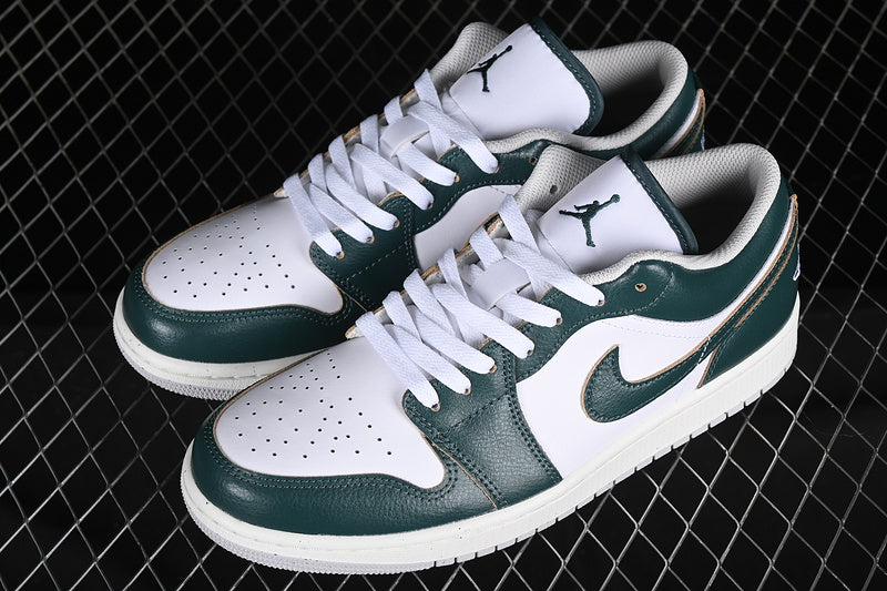 Jordan 1 Low SE Oxidized Green