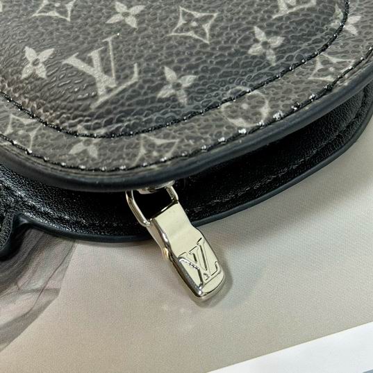 Chaveiro Bag Charm LV Crab Black