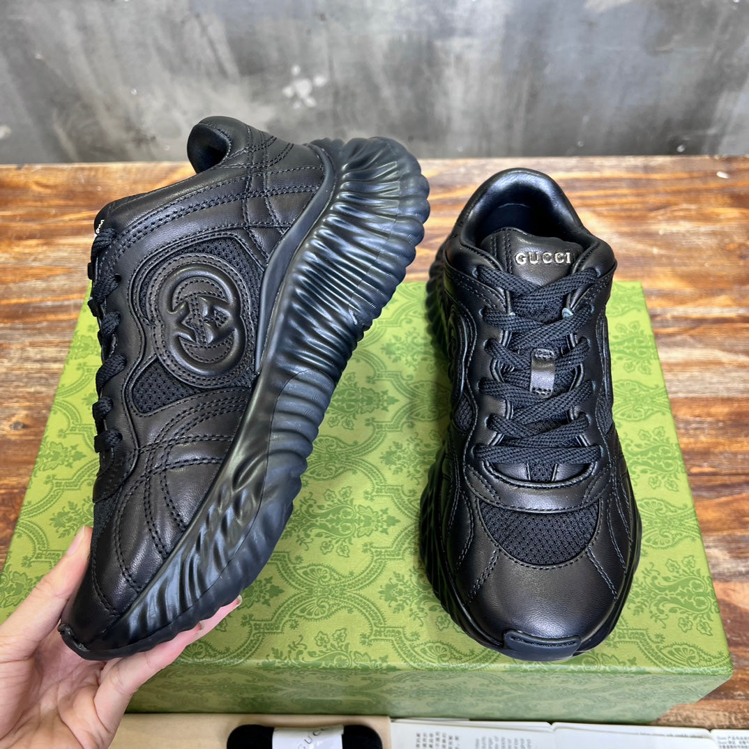 Men's Gucci Ripple trainer in black leather