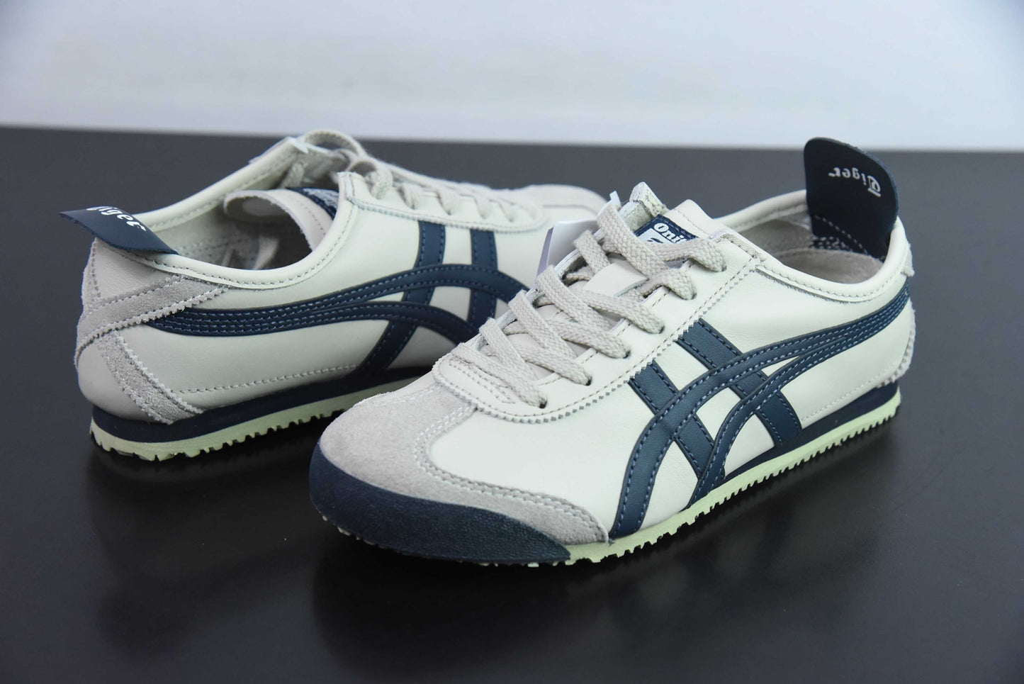 Onitsuka Tiger Mexico 66