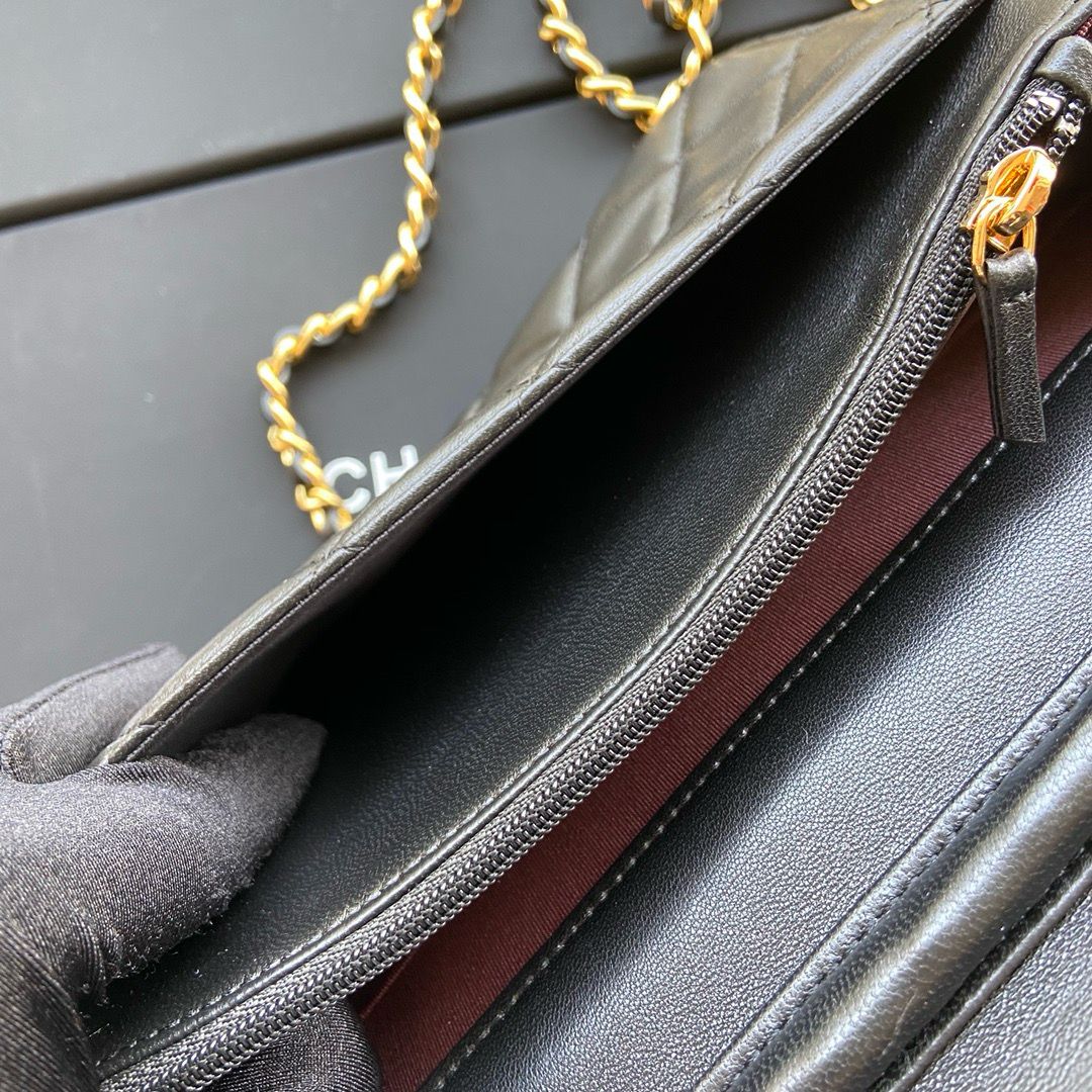 Bolsa Chanel CC Woc Lambskin Black