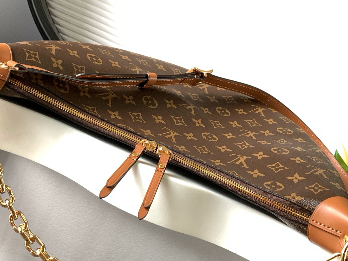 Bolsa Hobo Loop Monogram Louis Vuitton