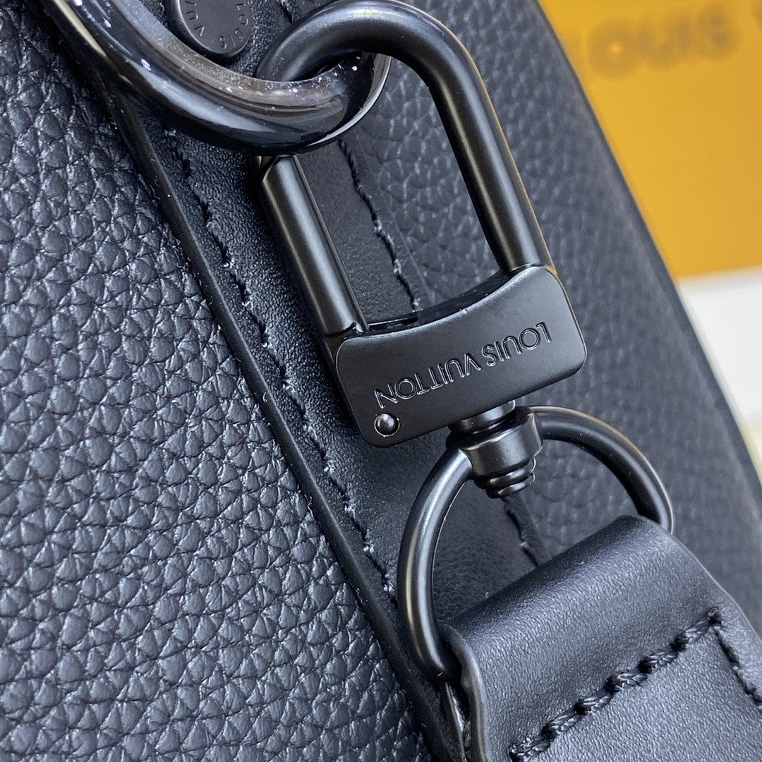 Lv Keepall XS Black