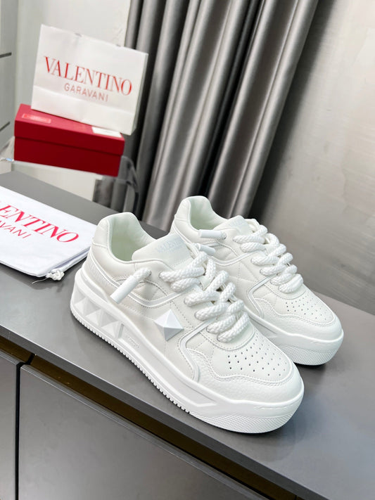 Valentino One Stud XL White