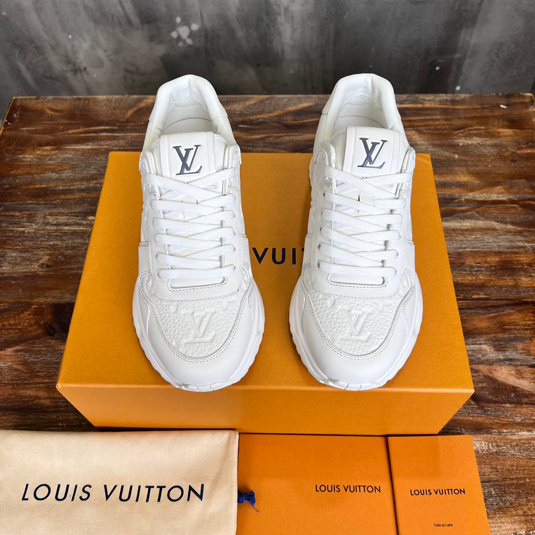 LOUIS VUITTON  Run Away White