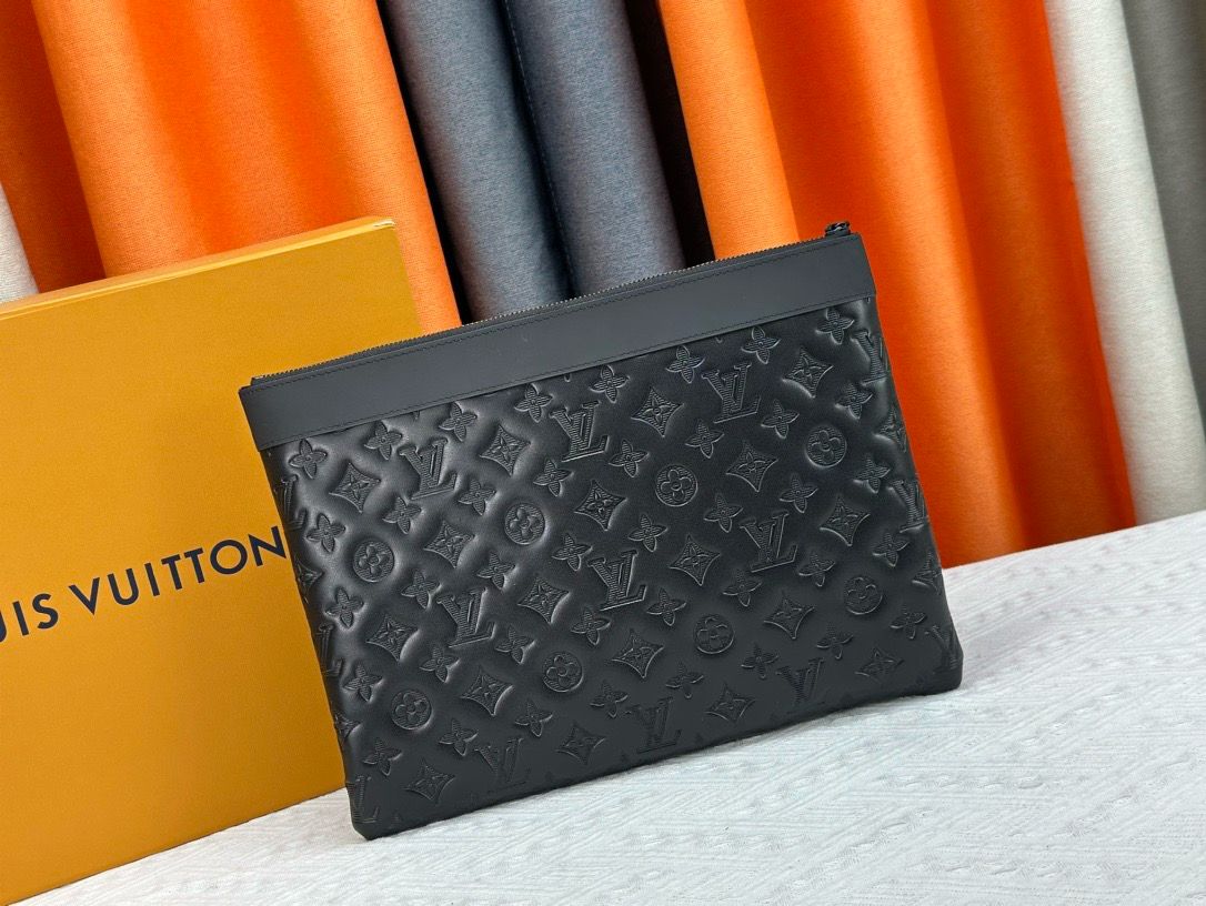 Clutch Louis Vuitton Monogram Black