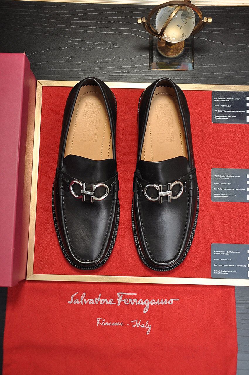 Sapato FERRAGAMO