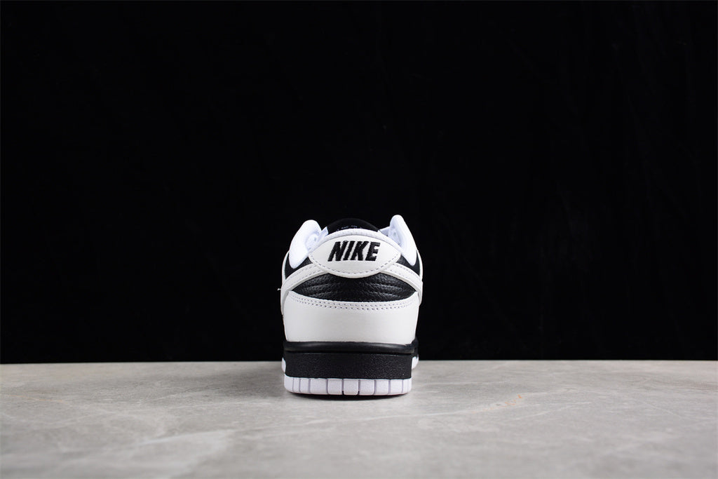 Nike Dunk Low Reverse Panda