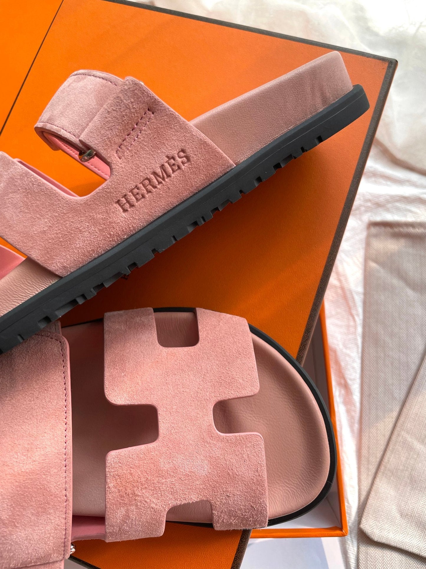 Hermes Chypre Sandal Rosé Calfskin Leather