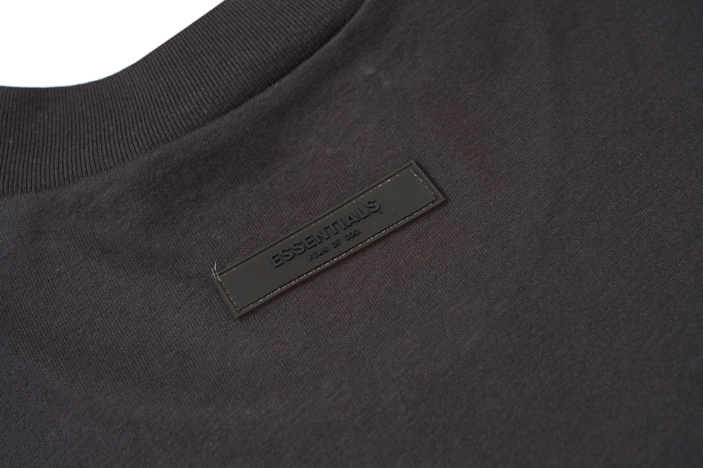 Camiseta Fear Of God Essentials