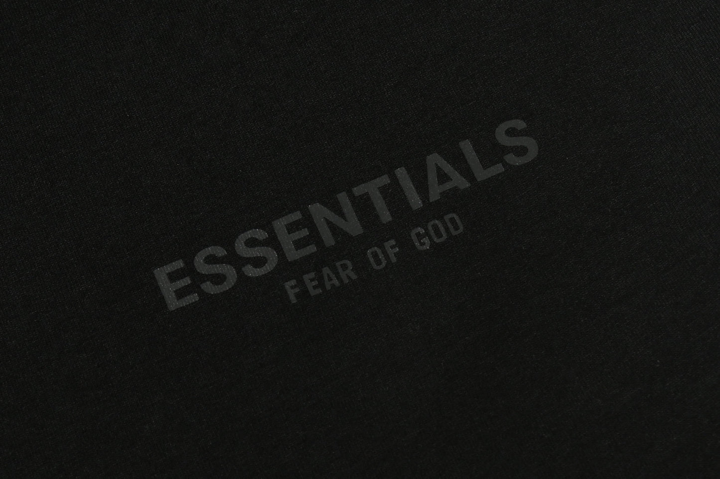 Camiseta Fear Of God Essentials