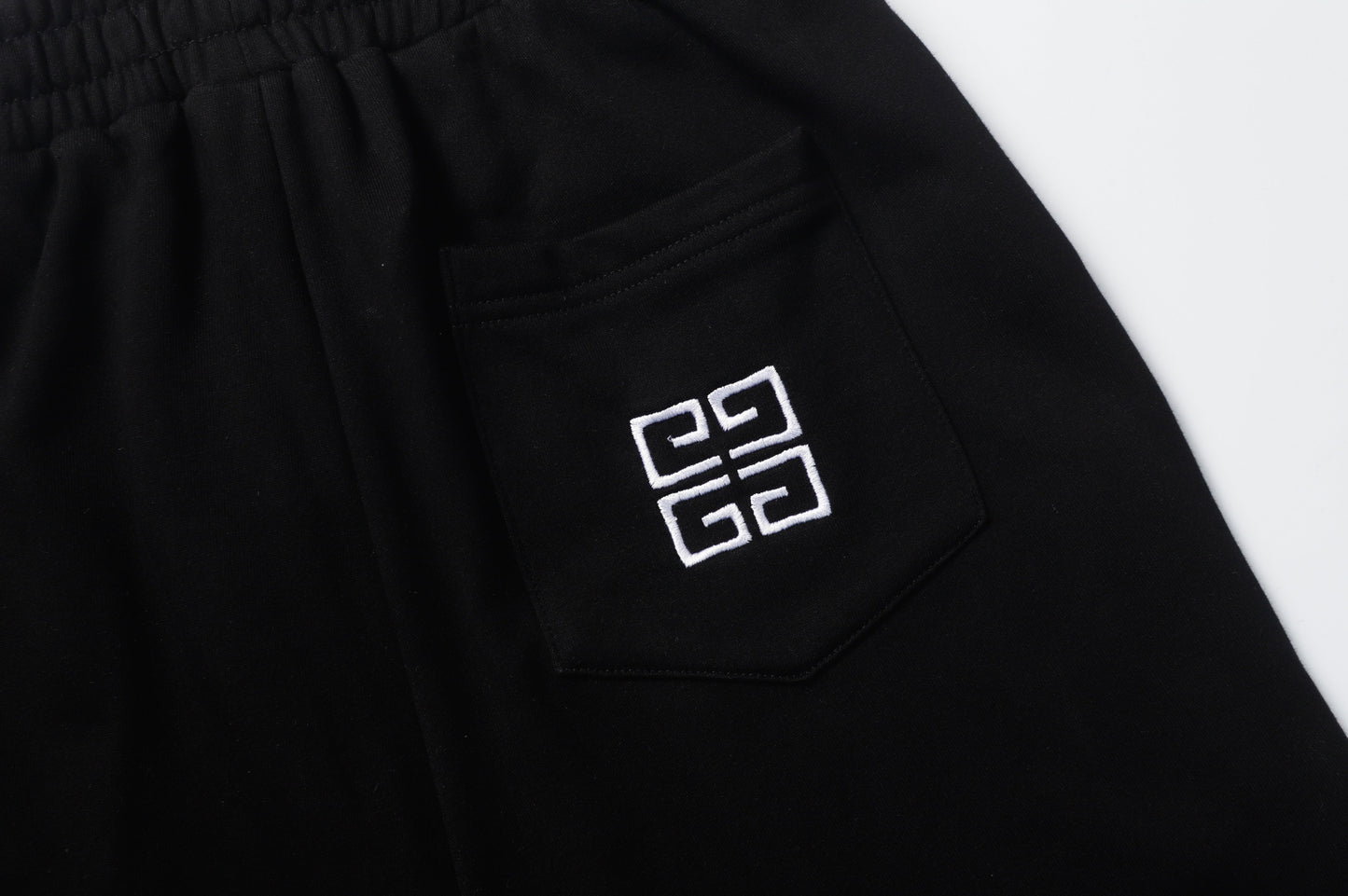 Shorts Givenchy