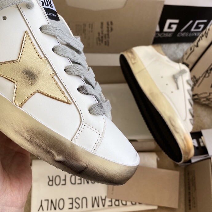 Golden Goose SuperStar Metallic Gold