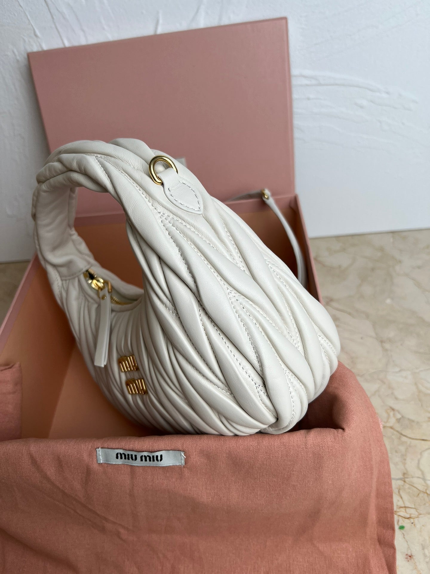 BOLSA Miu Miu Wander Matelasse Nappa Leather Hobo Bag