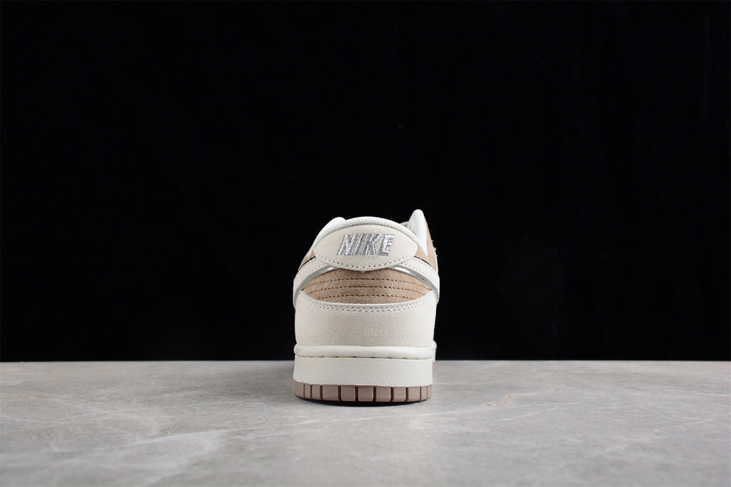 Nike SB Dunk Low Otomo Katsuhiro "Steamboy OST" BQ2366 166