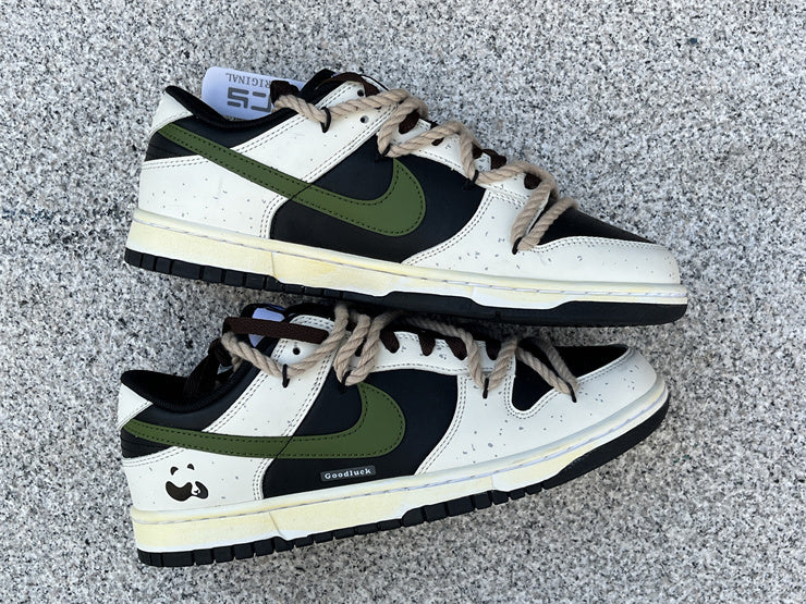 NIKE DUNK SB LOW PANDA Branco Preto e Verde