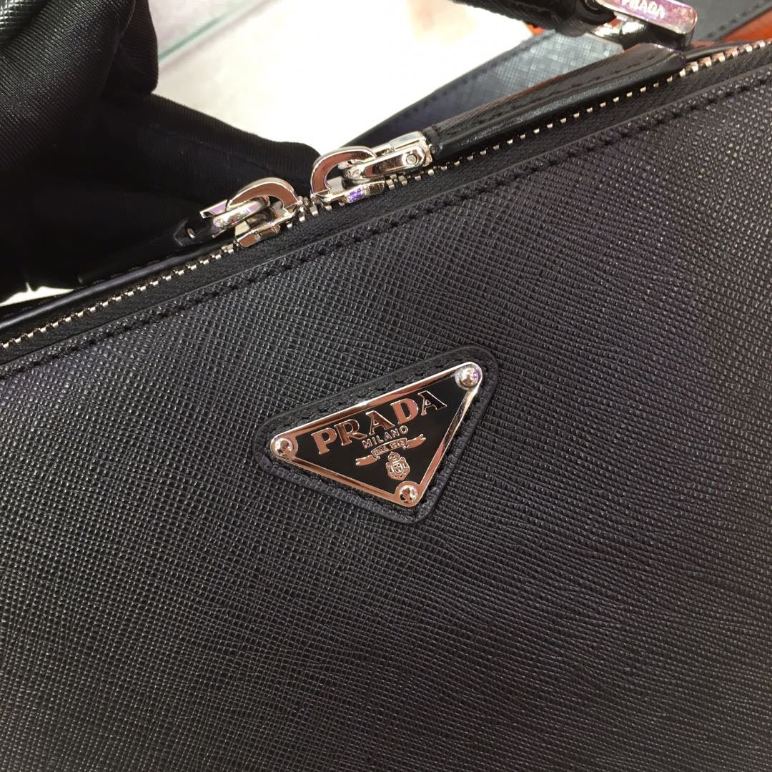 Prada Brique Saffiano Black